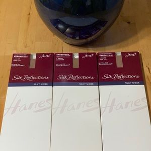 3 NEW KneeHigh Sandalfoot Hanes Silk Reflections